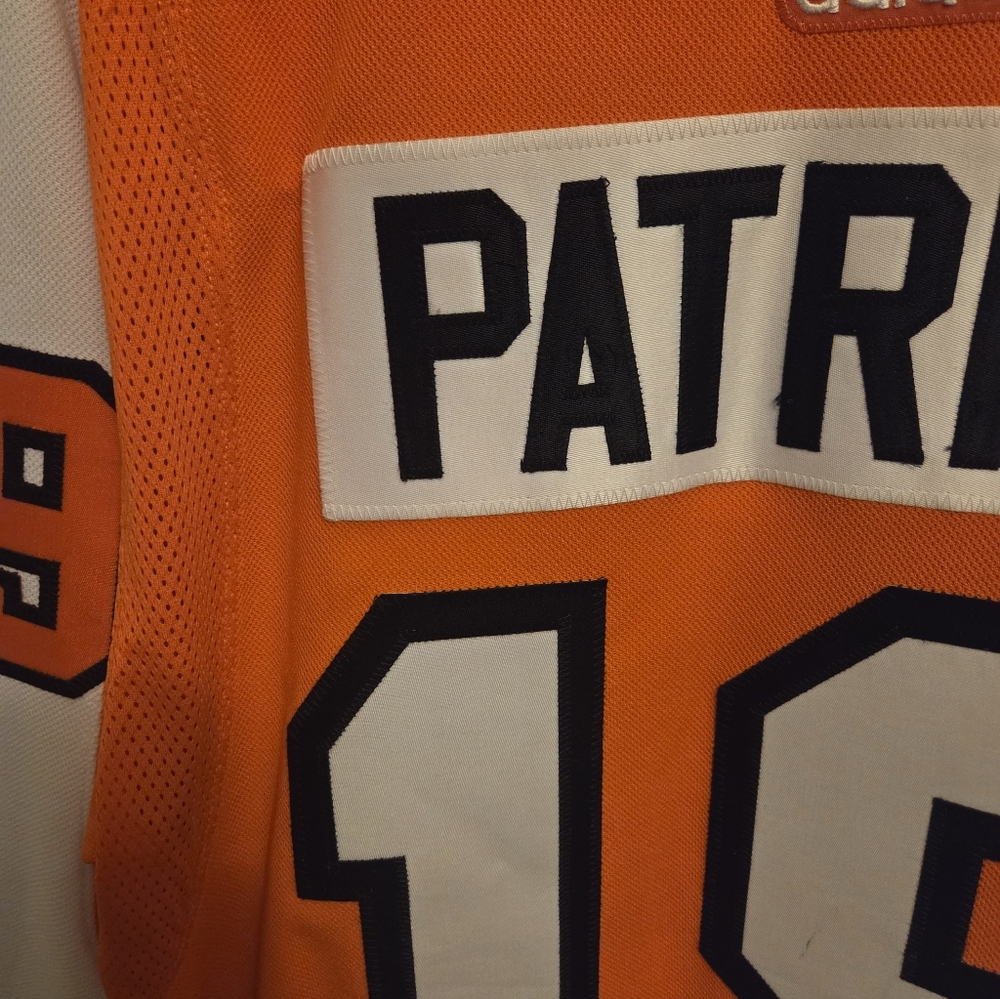 Adidas Philadelphia Flyers Nolan Patrick Jersey Sz 50 Medium Men's NHL - Picture 12 of 14